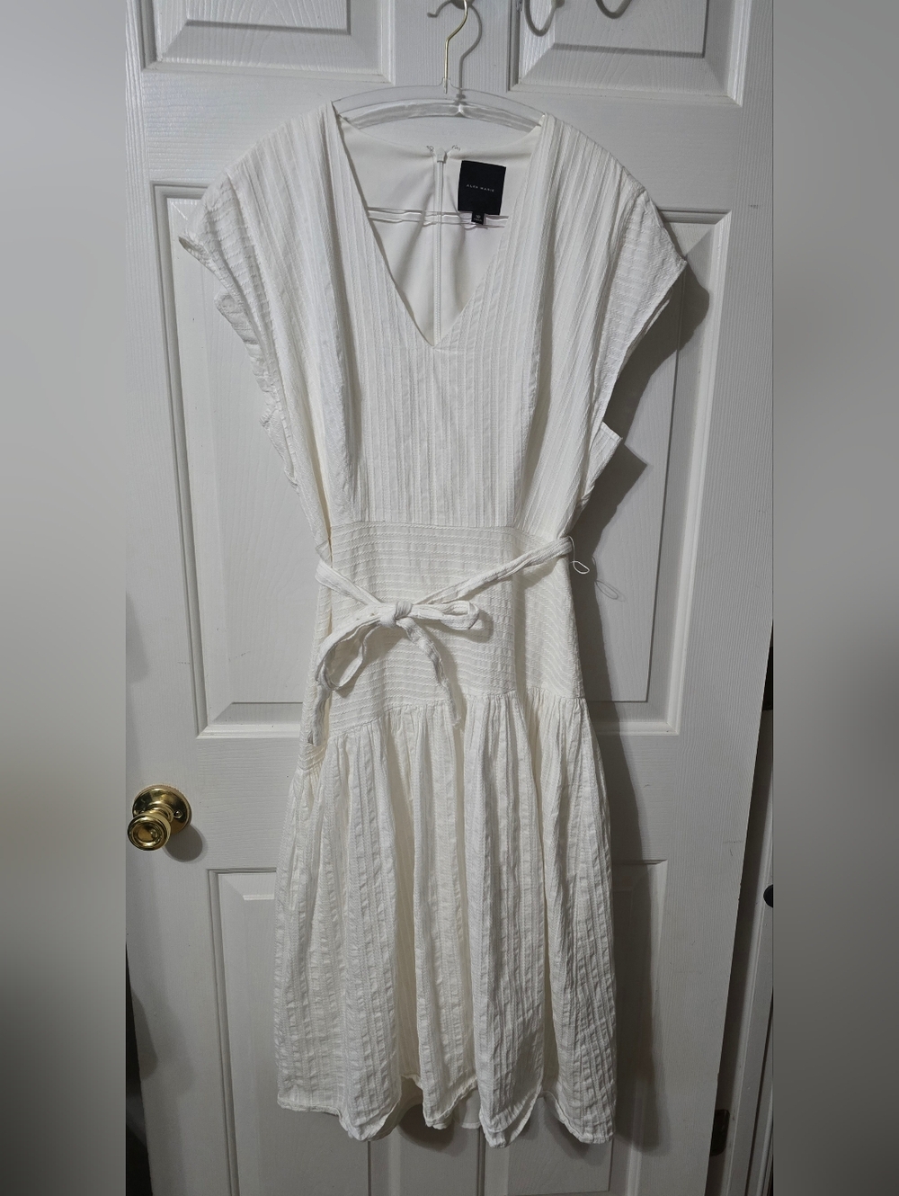 Alex Marie Whiye V-Neck Tie-Waist Maxi Dress